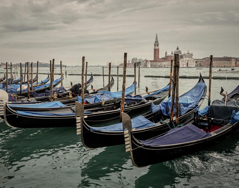 Gondra parking in Venice