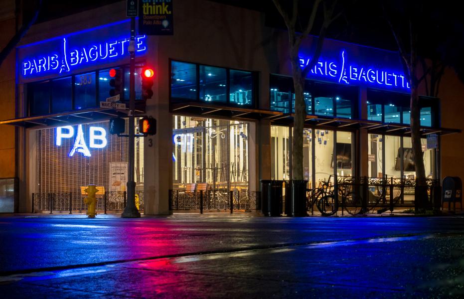 Waiting for Paris Baguette to open on a rainy morning