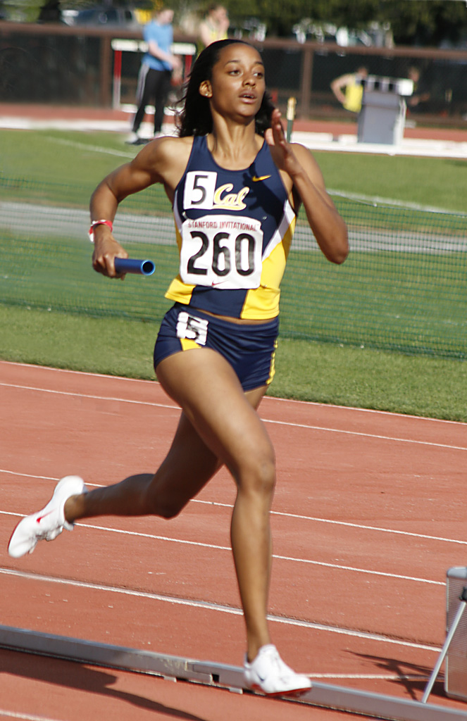 Running the 400 Meter Relay for Cal