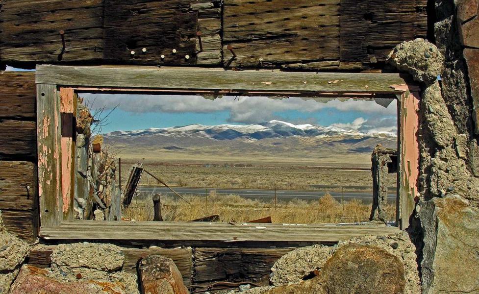 Thunder Mountain window, near Winnemucca, NV