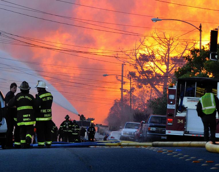 Early Moments San Bruno Gas Explosion