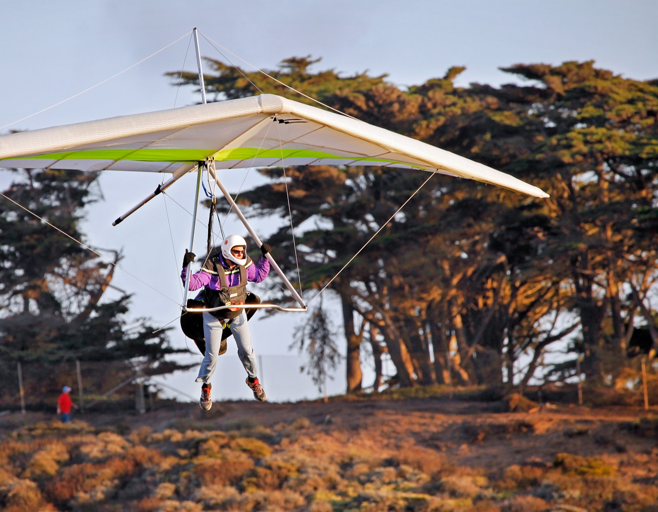 Hang Glider coming in for a Landing, Fort Funston,San Francisco