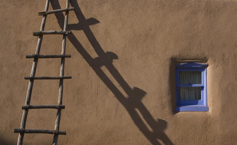 The simplicity of the Taos wall