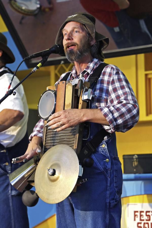 Washboard Steve of the Rock Bottom Boys Band