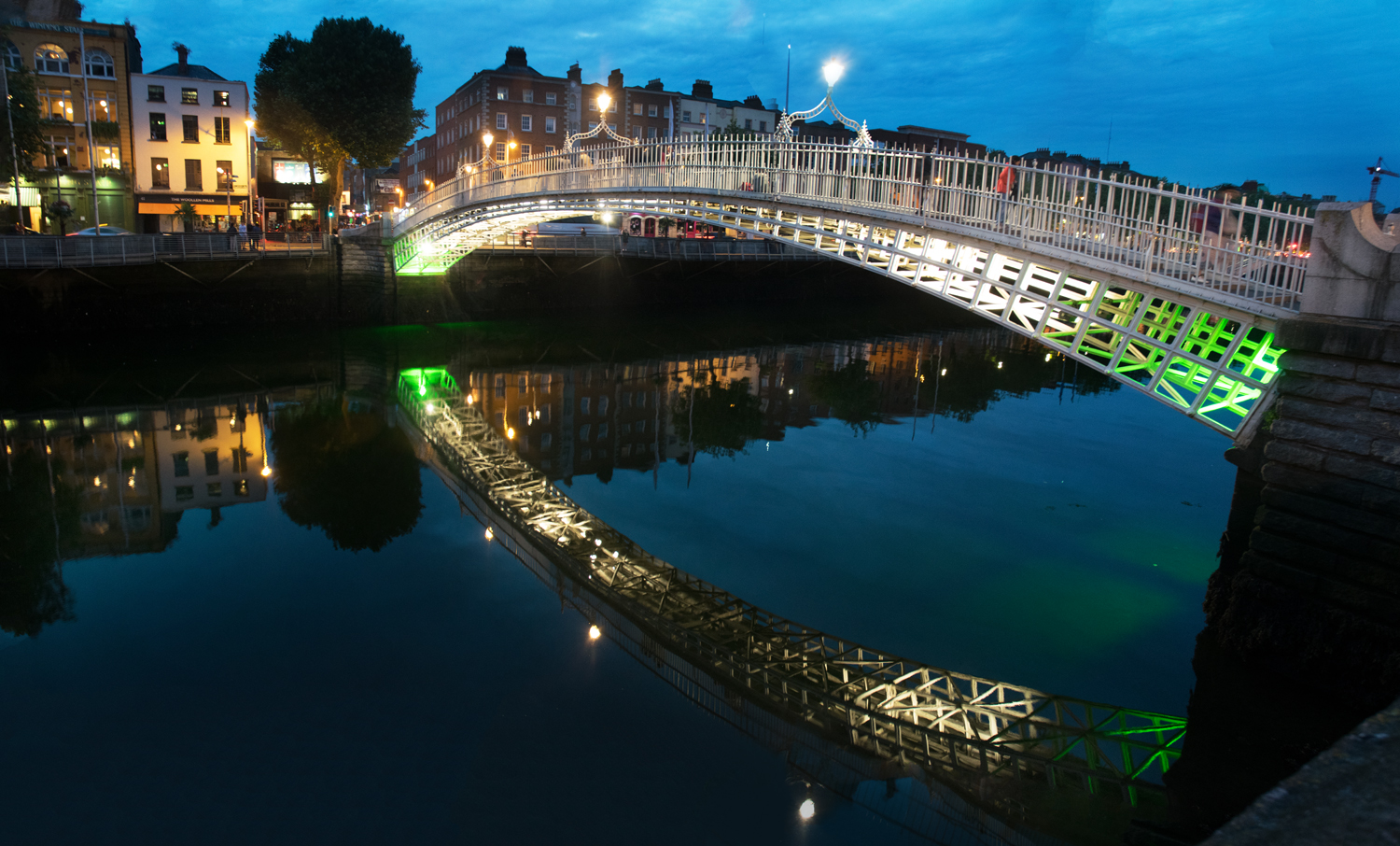 Ha'penny Bridge, Dublin, Ireland